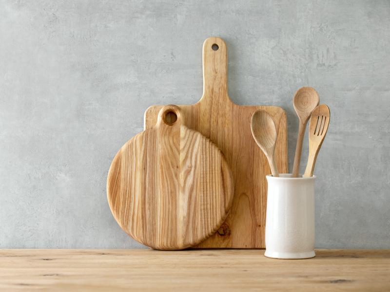 Why you want both a wood and plastic cutting board