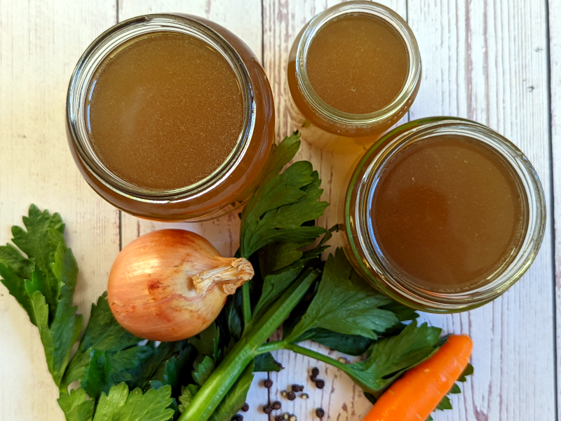 homemade healthy vegetarian vegan stock vegetable food scraps recipe